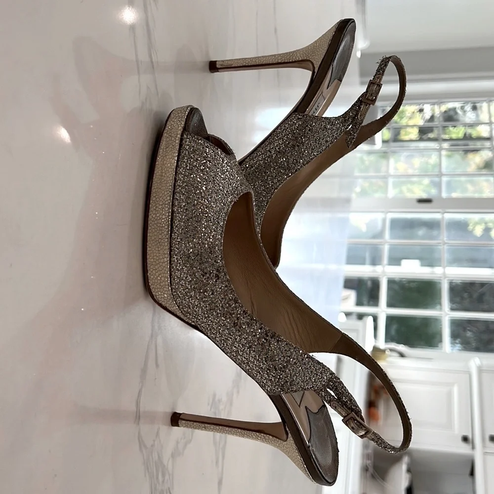 JIMMY CHOO SILVER SEQUIN EVENING PLATFORM SLINGBACK OPEN TOE HEELS SIZE 40 (9)